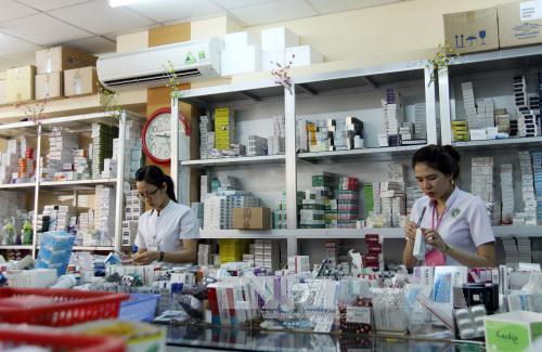 Bộ Y tế đề nghị tăng cường kiểm soát việc kinh doanh các loại thuốc phải kiểm soát đặc biệt. Ảnh: TTXVN