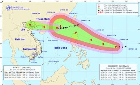 Dự báo đường đi của cơn bão số 5 và siêu bão Mangkhut. Ảnh: NCHMF.