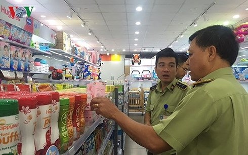 Phó Thủ tướng thường trực Trương Hòa Bình vừa có chỉ đạo về vụ kiểm tra hàng hóa của Công ty cổ phần Con Cưng