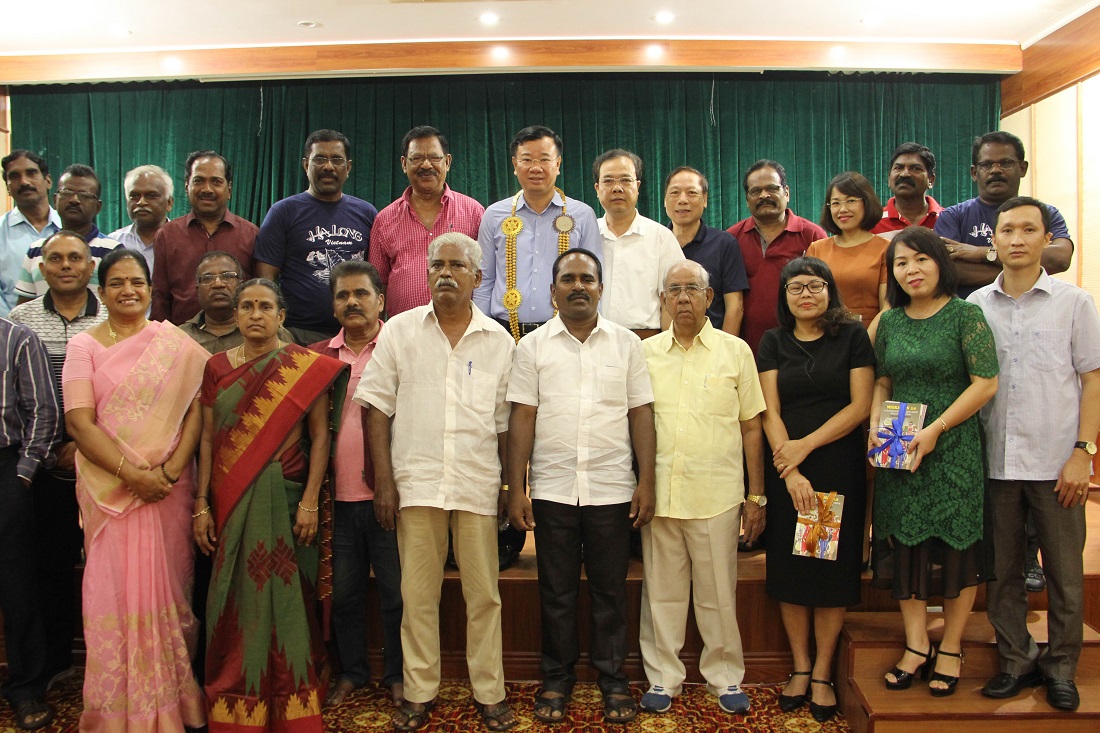 Liên hiệp các tổ chức hữu nghị tỉnh đón tiếp đoàn công tác của Ấn Độ sang thăm, làm việc tại Quảng Ninh.