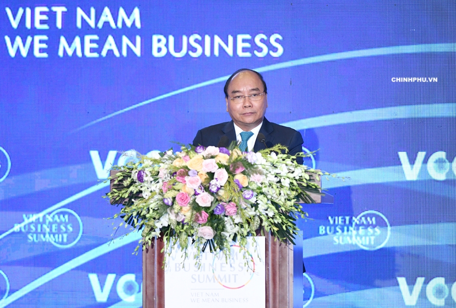 Thủ tướng Nguyễn Xuân Phúc phát biểu tại Hội nghị Thượng đỉnh Kinh doanh 2018. Ảnh: VGP/Quang Hiếu