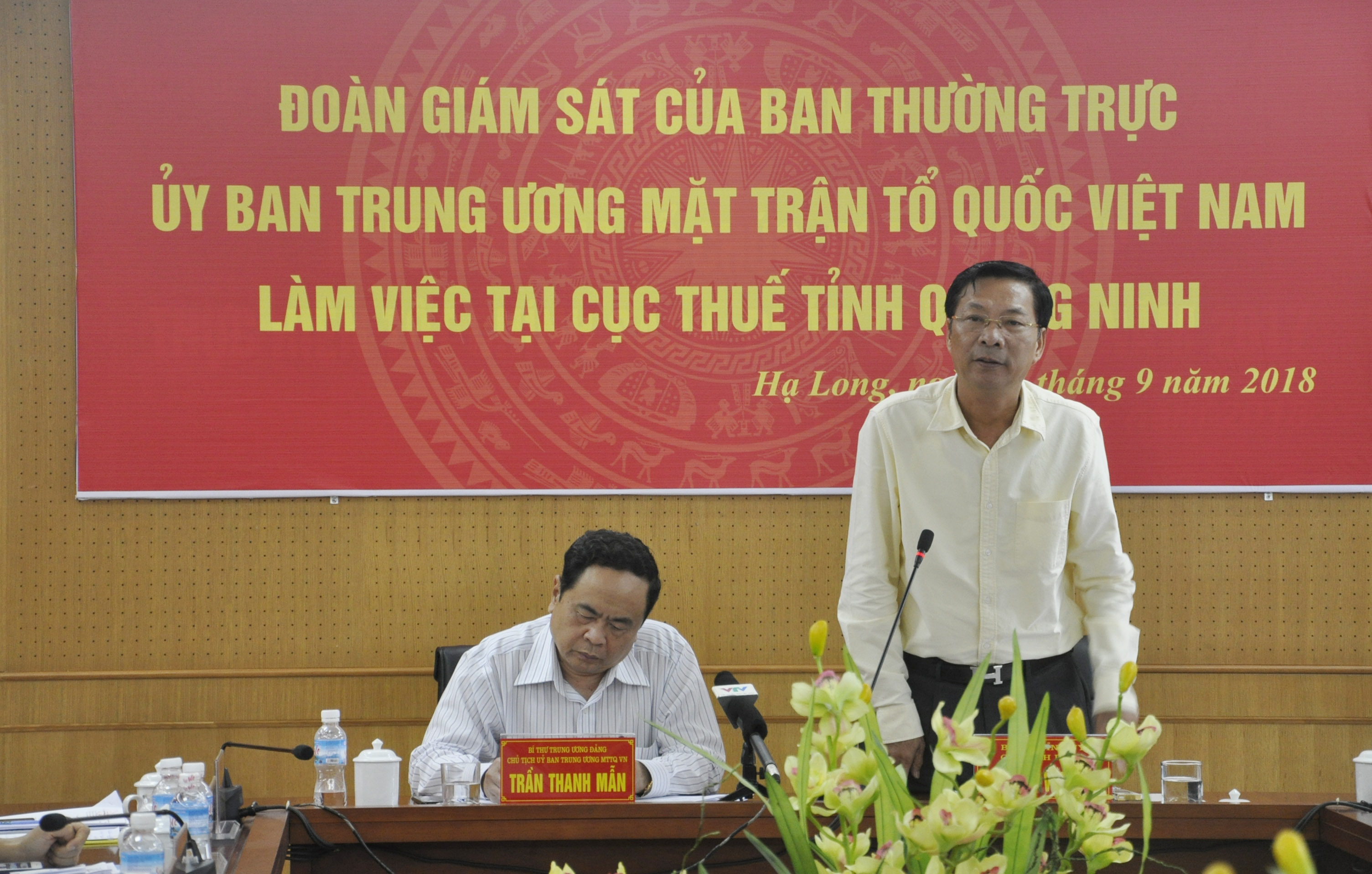 Bí thư Tỉnh ủy Nguyễn Văn Đọc phát biểu tại buổi giám sát.