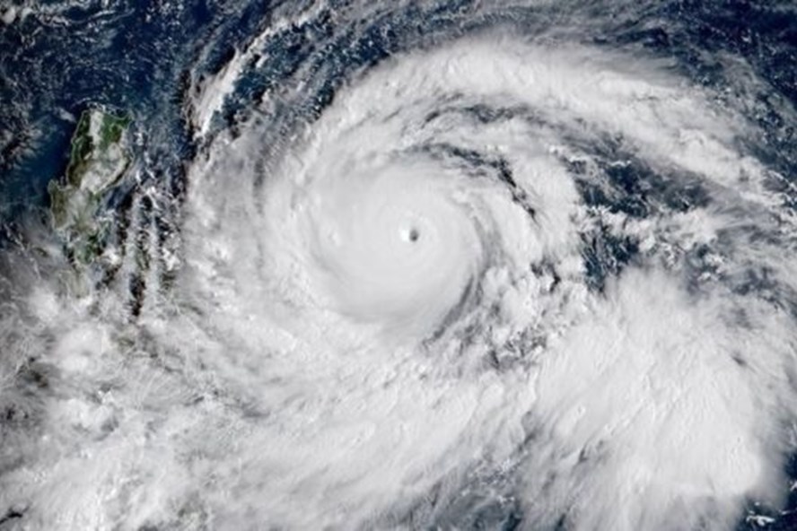 Hình ảnh vệ tinh bão Mangkhut ngoài khơi bờ biển phía đông Philippines ngày 13/9 - Ảnh: AFP