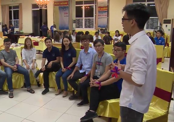 Một buổi sinh hoạt của các thành viên Câu lạc bộ Thanh niên khởi nghiệp Hà Nội.