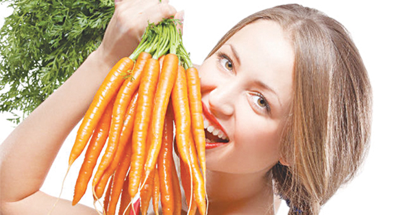 Thường xuyên dùng thức ăn giàu vitamin A sẽ giúp bạn sở hữu đôi mắt sáng long lanh