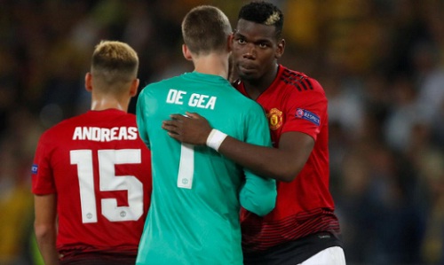 Pogba có trận đấu chói sáng, giúp Man Utd thắng dễ trên đất Thụy Sỹ. Ảnh: Reuters.