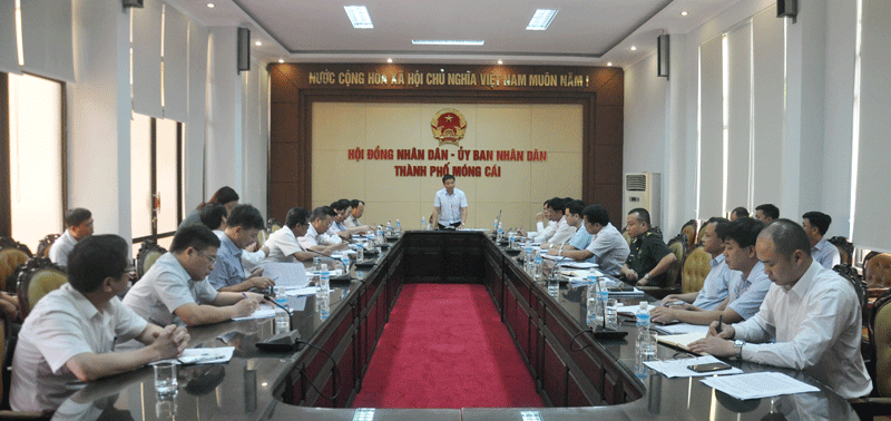 Đồng chí Nguyễn Văn Thắng, Phó Chủ tịch UBND tỉnh kết luận tại buổi làm việc.