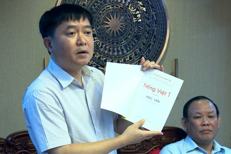 Ông Lê Hoàng Hải - Phó Tổng Giám đốc NXB Giáo dục Việt Nam lý giải về thông tin SGK dùng một lần.