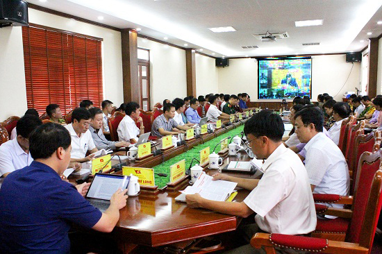 Hệ thống truyền hình hội nghị trực tuyến đã được huyện Cô Tô đưa vào vận hành phục vụ các cuộc họp.