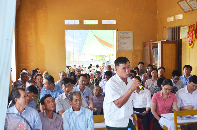 Buổi đối thoại có sự tham gia đông đảo nhân dân thôn Bắc Sơn, xã Bình Khê, TX Đông Triều