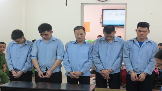 Các bị cáo tại phiên tòa xét xử