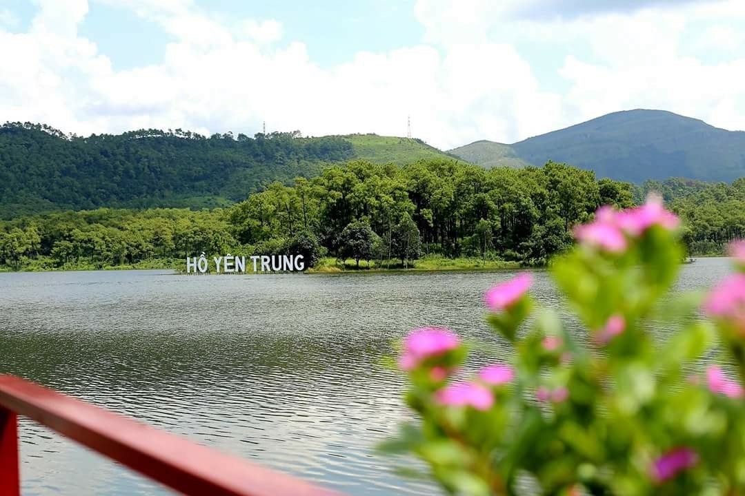 Hồ Yên Trung Uông Bí nên thơ như một 