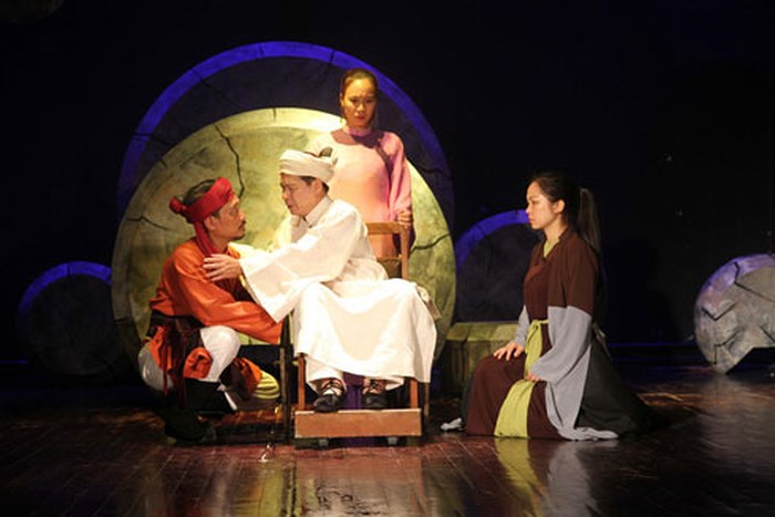 Vở diễn “Thế sự” (Nhà hát Kịch Việt Nam) tham dự liên hoan