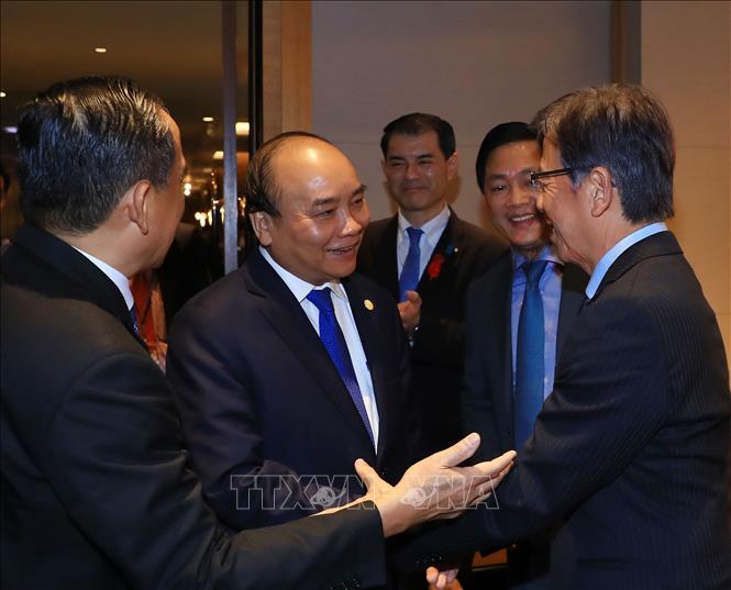 Thủ tướng Nguyễn Xuân Phúc dự tọa đàm với các doanh nghiệp bất động sản của Nhật Bản. Ảnh: Thống Nhất/TTXVN