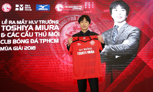 HLV Miura từng nhận được nhiều kỳ vọng khi trở lại Việt Nam dẫn dắt CLB TP HCM mùa giải 2018. Ảnh: Đức Đồng.