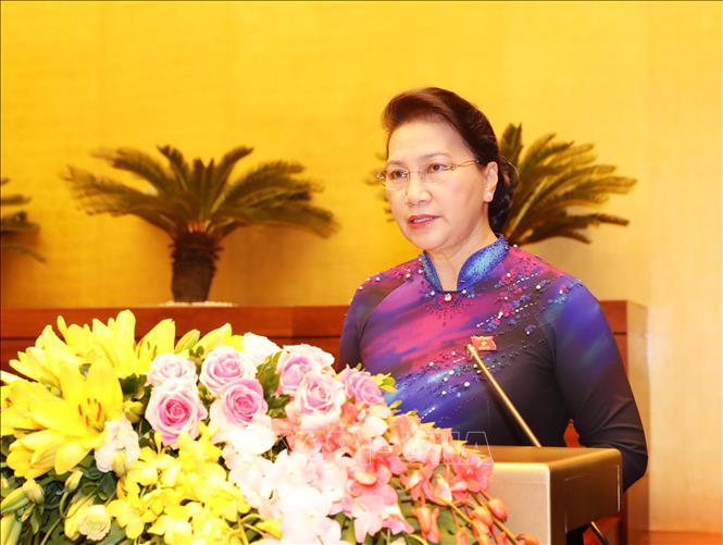 Chủ tịch Quốc hội Nguyễn Thị Kim Ngân phát biểu khai mạc Kỳ họp thứ sáu, Quốc hội khóa XIV. 