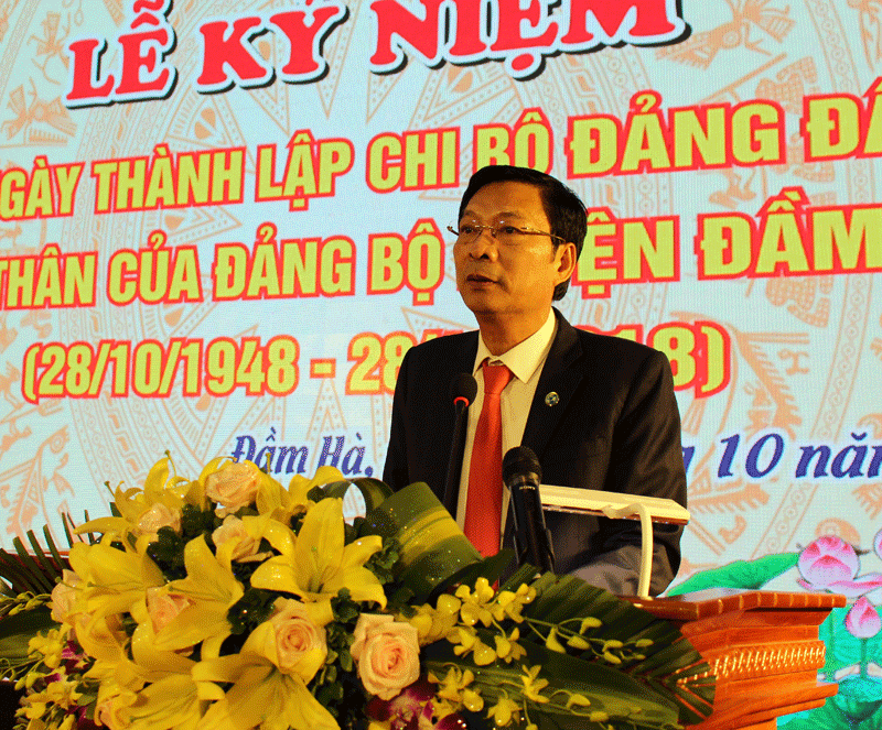 Đồng chí Nguyễn Văn Đọc, Bí thư Tỉnh ủy, Chủ tịch HĐND tỉnh phát biểu chỉ đạo tại buổi lễ.