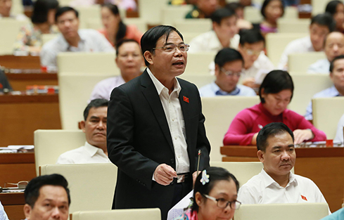 Bộ trưởng Bộ NN&PTNNT Nguyễn Xuân Cường 
