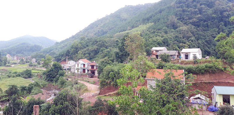 Toàn cảnh thôn Bắc Văn (Thanh Sơn, huyện Ba Chẽ) đang đổi thay từng ngày.