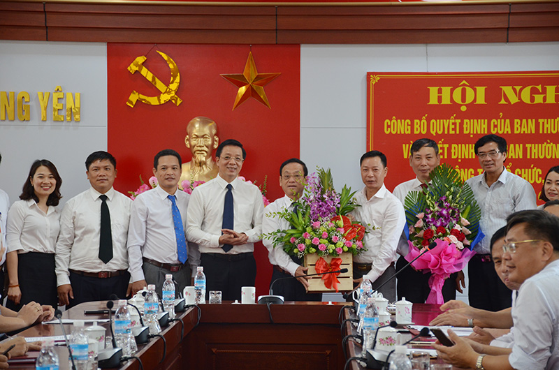 Công bố quyết định thành lập Cơ quan Kiểm tra - Thanh tra TX Quảng Yên