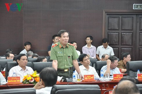 Thiếu tướng Vũ Xuân Viên Giám đốc Công an thành phố Đà Nẵng tại Chương trình Hội đồng Nhân dân với cử tri
