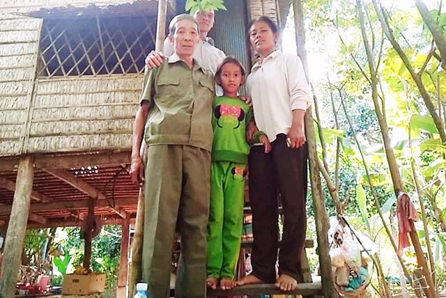 Vợ và con gái 10 tuổi của ông Bình ở Campuchia