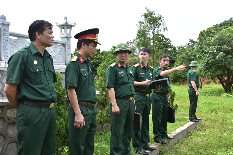 Bộ CHQS tỉnh phối hợp cùng huyện Tiên Yên thực hiện khảo sát vị trí tại Khe Thù, Thị trấn Tiên Yên.