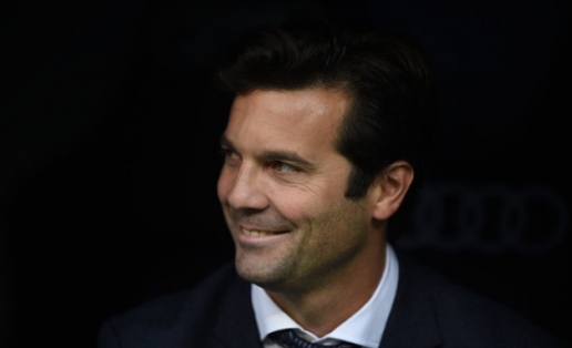  Solari sẽ gắn bó dài hạn với Real Madrid.