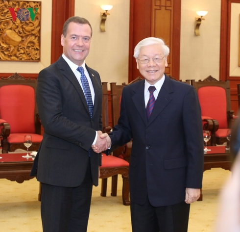 Tổng Bí thư, Chủ tịch nước Nguyễn Phú Trọng và Thủ tướng Chính phủ LB Nga Medvedev