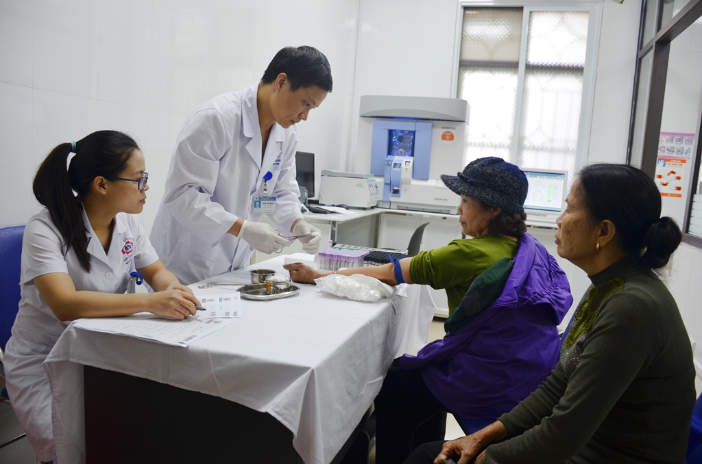 Phòng khám Đa khoa số 2, Bệnh viện Đa khoa tỉnh có chức năng cung cấp dịch vụ khám, tư vấn và điều trị bệnh cho người dân ở các chuyên khoa