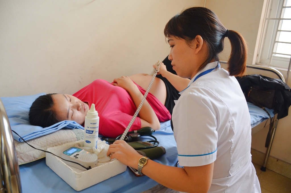 Chăm sóc sức khỏe cho thai phụ tại Trạm y tế phường Cẩm Phú, TP Cẩm Phả