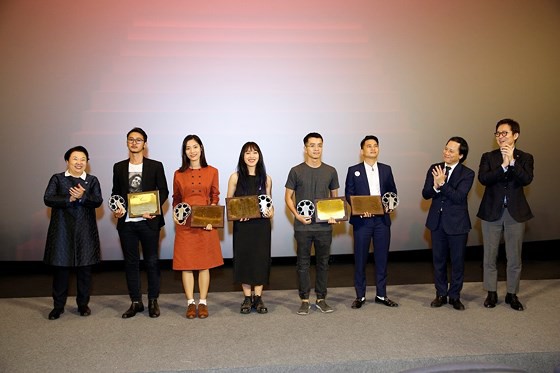 5 nhà làm phim xuất sắc nhất Cuộc thi phim ngắn CJ 2018. Nguồn: Sggp.org.vn