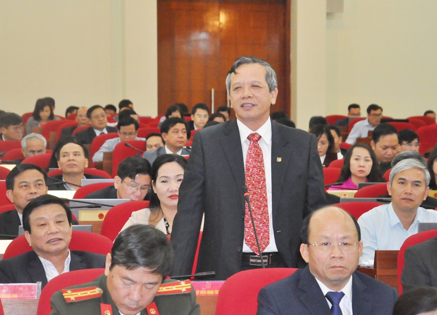 ĐC Vũ Văn Khánh, Giám đốc Sở GTVT giải trình.