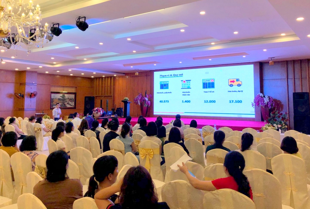 Viettel Quảng Ninh phối hợp với Phòng Nghiệp vụ Dược tổ chức giới thiệu phần mềm Quản lý Nhà thuốc, làm điểm cho gần 40 nhà thuốc tại Uông Bí.