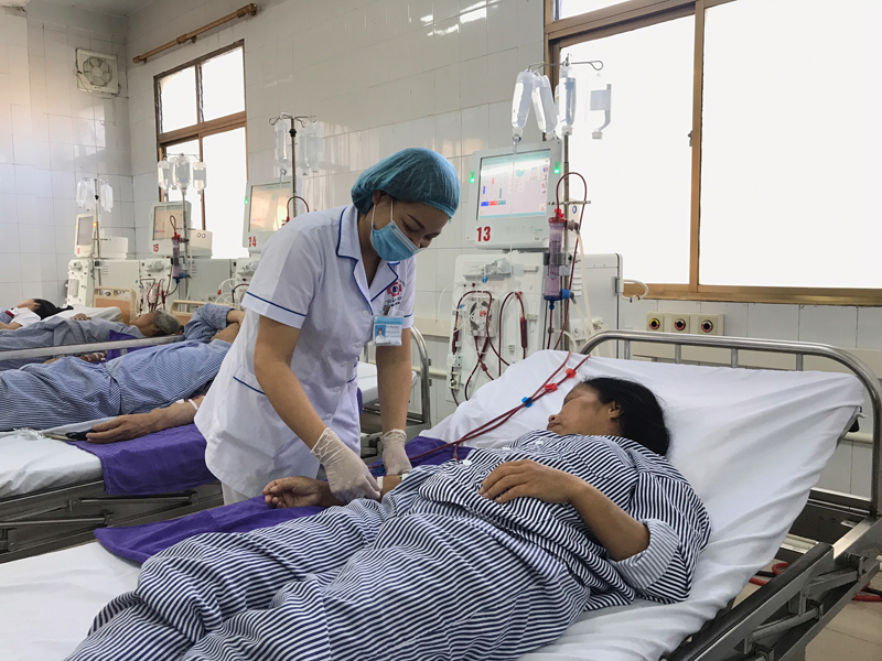 Bệnh nhân chạy thận điều trị tại Bệnh viện đa khoa tỉnh Quảng Ninh.