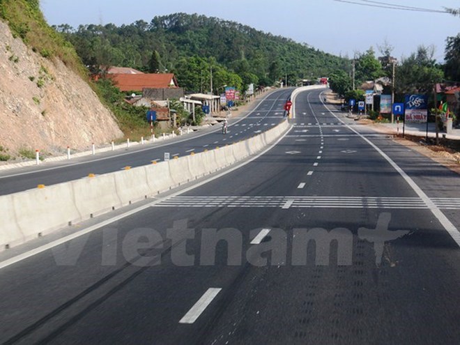 Dự án BOT Bắc Ninh-Uông Bí trên tuyến Quốc lộ 18 sẽ bắt đầu thu phí kể từ 0 giờ ngày 24/12. (Ảnh: Việt Hùng/Vietnam+)
