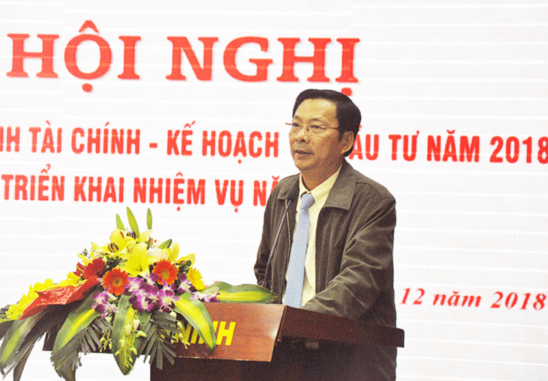 Đồng chí Nguyễn Văn Đọc, Bí thư Tỉnh ủy, Chủ tịch HĐND tỉnh, phát biểu tại hội nghị.