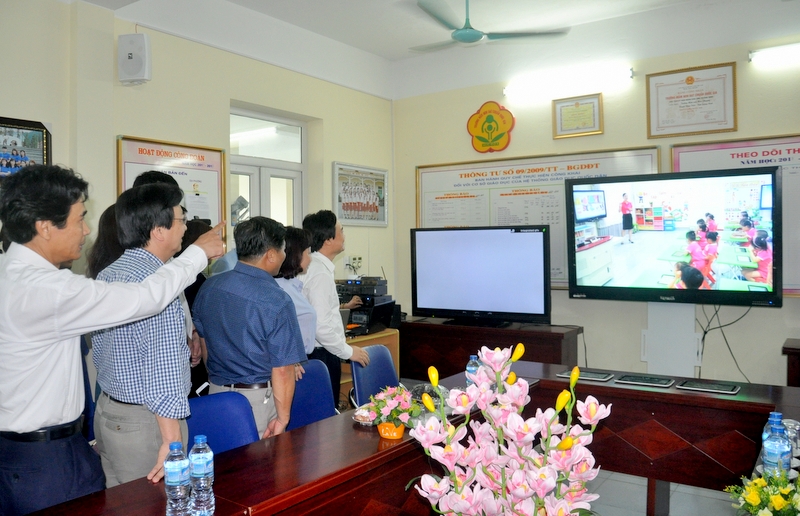 Mô hình Trường học thông minh với các trang thiết bị và phần mềm ứng dụng đồng bộ, hiện đại sẽ là nền tảng để xây dựng giáo dục thông minh của Quảng Ninh.