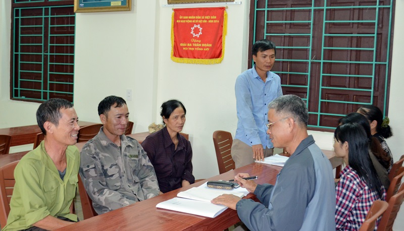 Anh Nguyễn Thanh Tùng, triển khai mô hình phát triển kinh tế đến từng hội viên nông dân.
