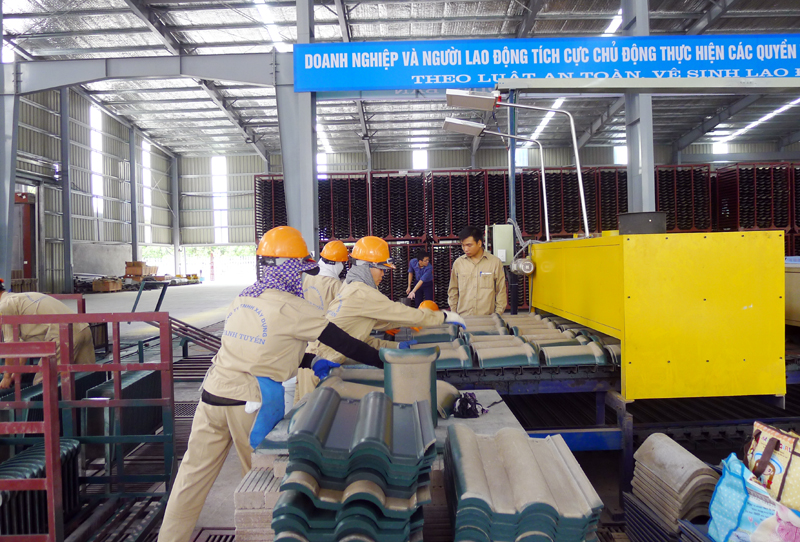 Sản xuất vật liệu không nung tại Công ty TNHH xây dựng Thanh Tuyền (TX Đông Triều)