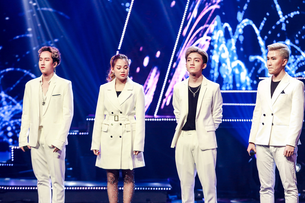 Có đủ lý do khiến khán giả chỉ trích The Debut, bao gồm việc thí sinh hát yếu nhưng liên tục vượt qua các vòng thi và lọt vào chung kết.