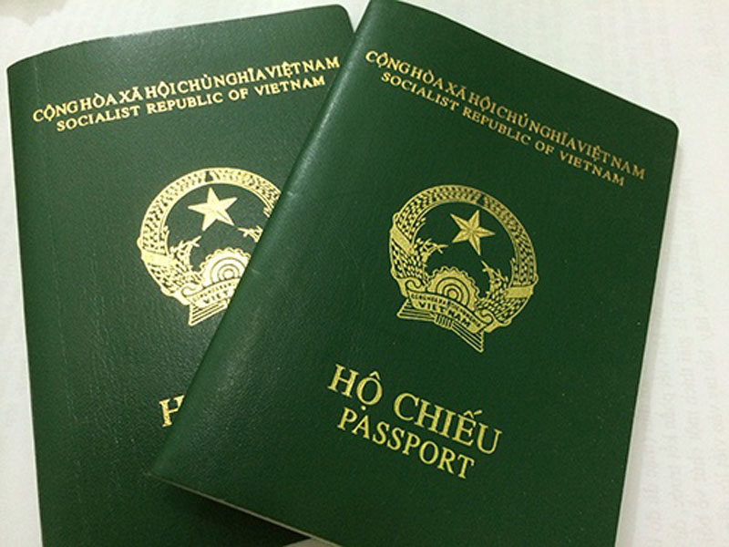 Hộ chiếu Việt Nam xếp sau Lào và Campuchia.