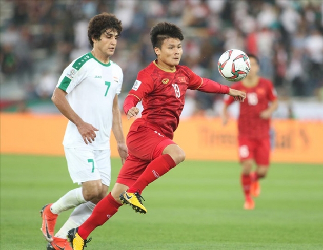 "Ảo thuật gia" của ĐT Việt Nam vào top 10 cầu thủ xuất sắc lượt 1 Asian Cup