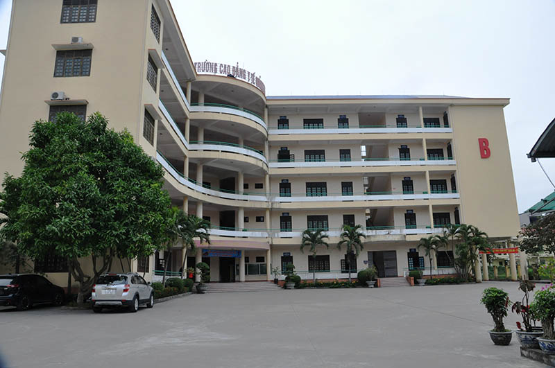 Trường Cao đẳng Y tế Quảng Ninh thực hiện tự chủ về tổ chức, bộ máy và kinh phí hoạt động từ năm 2017.
