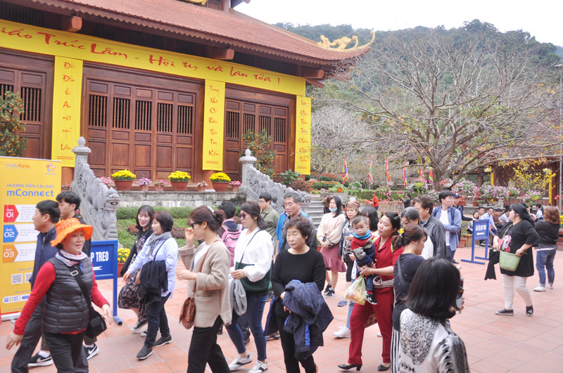 Di tích Yên Tử hứa hẹn thu hút đông du khách trong năm 2019.  
