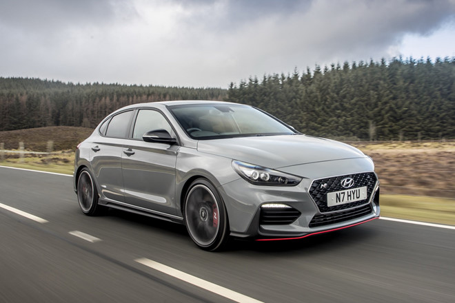 Đánh giá xe Hyundai i30  giá bán mới nhất 2019