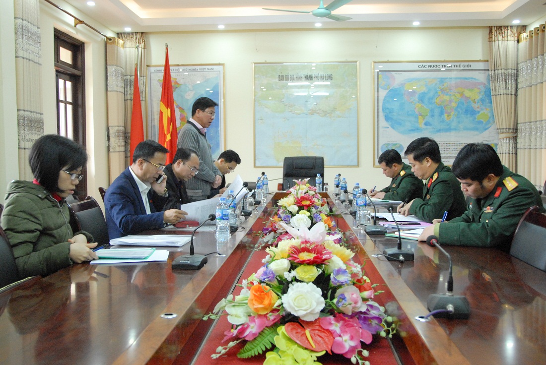 Ban Pháp chế HĐND tỉnh làm việc tại Ban CHQS TP Hạ Long.