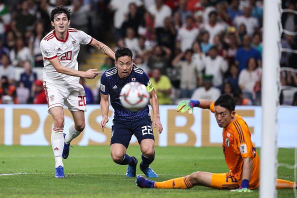 Nhật Bản đè bẹp Iran, vào chung kết Asian Cup