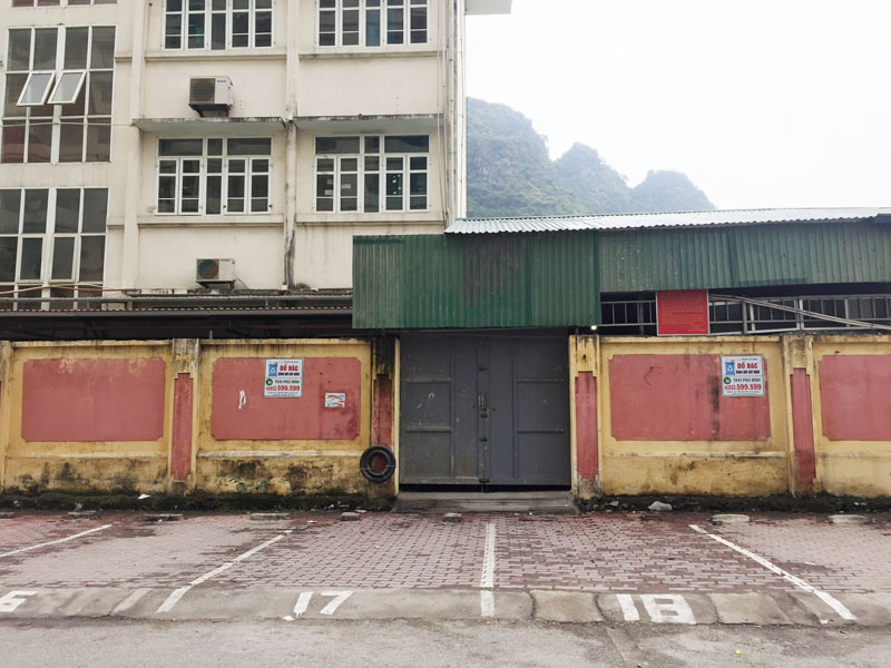 Cổng phụ mở sai quy hoạch của Trường tiểu học, THCS, THPT Văn Lang (TP Hạ Long) đã được đóng lại.