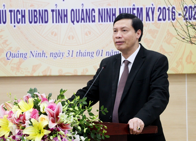 đồng chí Nguyễn Đức Long, Phó Bí thư Tỉnh ủy, Chủ tịch UBND tỉnh phát biểu tại phiên bế mạc kỳ họp.